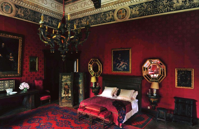 Camera Rossa - Castello di Grazzano Visconti